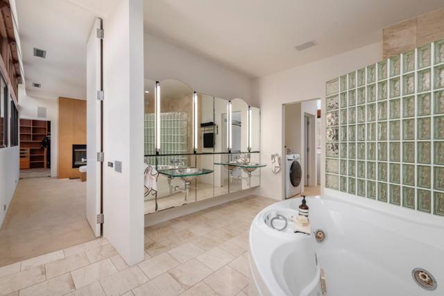 12 Las Aromas, Orinda CA: https://media.crmls.org/mediaz/35d24ef9-bc2a-45d4-ae52-75a4ab6aceeb.jpg