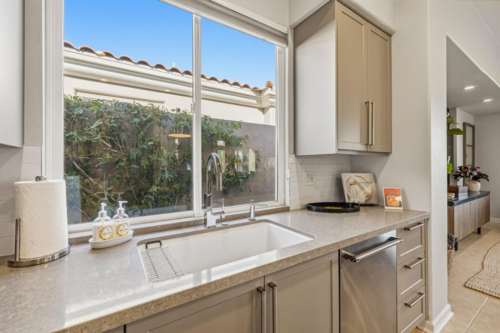 MLS #219138529DA image #27