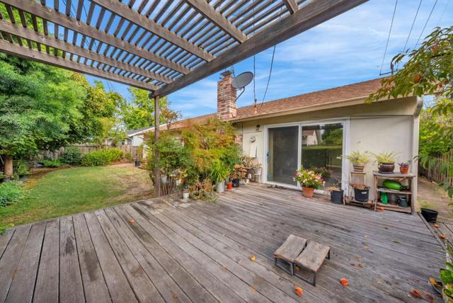 6482 Bollinger Road, San Jose CA: https://media.crmls.org/mediaz/35d2d1f0-283a-4c9d-bde5-539cab321370.jpg