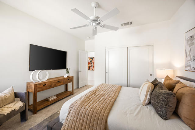 562 Skylar Lane, Palm Springs CA: https://media.crmls.org/mediaz/35d2ec00-ae15-4d50-9042-a44ca2ecab19.jpg
