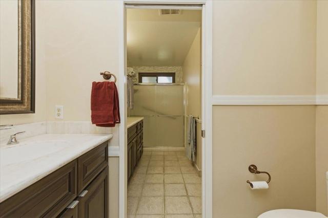 2385 Silver Oak Circle, Palm Springs CA: https://media.crmls.org/mediaz/35d50520-beb0-4d46-a753-256ca185eba8.jpg