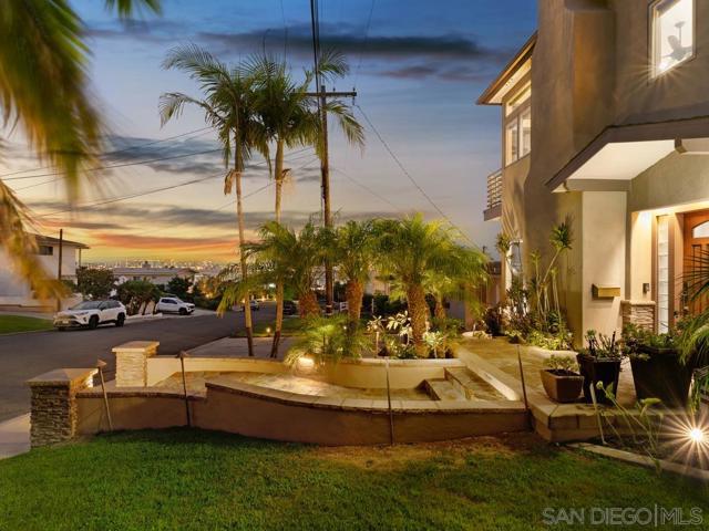 3435 Dickens, San Diego CA: https://media.crmls.org/mediaz/35d5735f-caa5-4085-a59d-352097cd8642.jpg