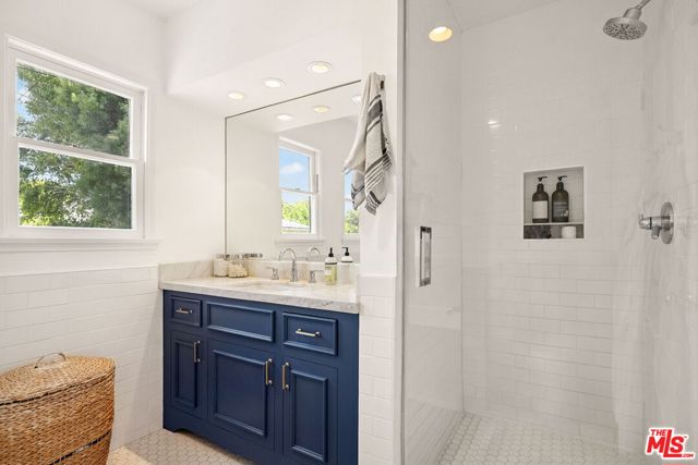 9742 Saturn Street, Los Angeles CA: https://media.crmls.org/mediaz/35d5785b-4ecd-4da7-85fd-4b4bfe0d3e9b.jpg