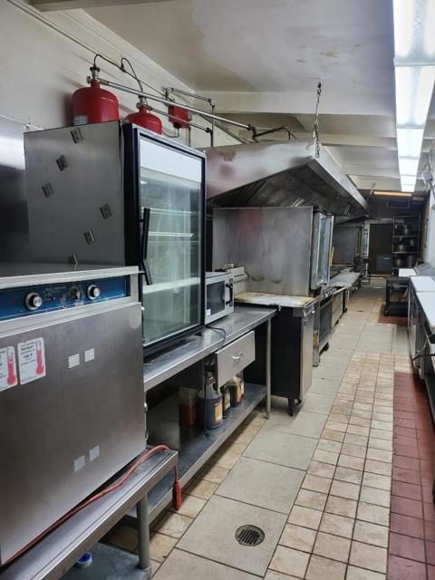 579 579 S Main Street, Milpitas CA: https://media.crmls.org/mediaz/35d5c2f6-0c38-4358-bca4-6d7fc47c8b3a.jpg