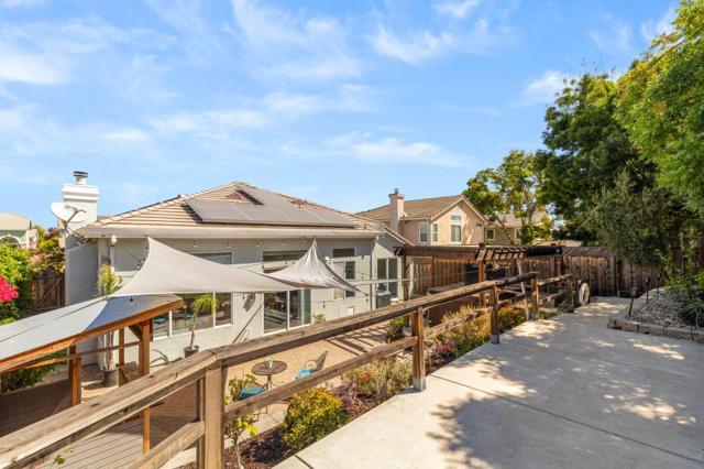 1476 Senegal Court, Gilroy CA: https://media.crmls.org/mediaz/35d5fe6f-f666-44f1-965b-87379b80880f.jpg