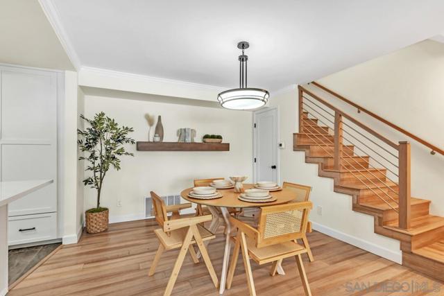 24 Montego Court, Coronado CA: https://media.crmls.org/mediaz/35d75444-3351-4741-9b4c-70c72d4f3559.jpg