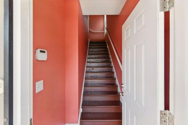 1915 West Street, Oakland CA: https://media.crmls.org/mediaz/35d76f75-d16f-402f-8892-bedc412a29d4.jpg