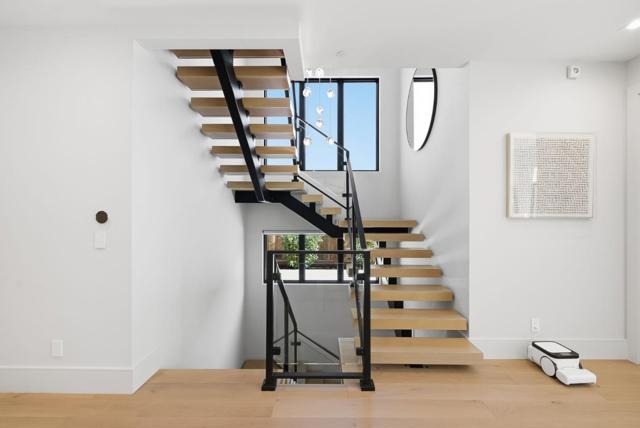 543 Tennyson Avenue, Palo Alto CA: https://media.crmls.org/mediaz/35d7bf60-c50f-4c31-bfcd-64b4fae4a684.jpg