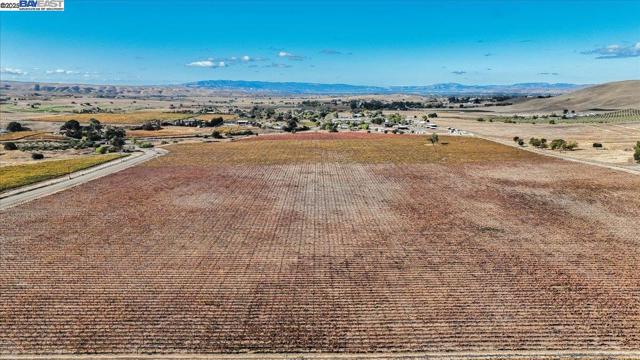 Image 12 of 45 For 9846 Reuss Rd