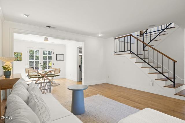 2426 Warbler Avenue, Ventura CA: https://media.crmls.org/mediaz/35d911c7-6cad-4e53-867d-31ded2e366a3.jpg