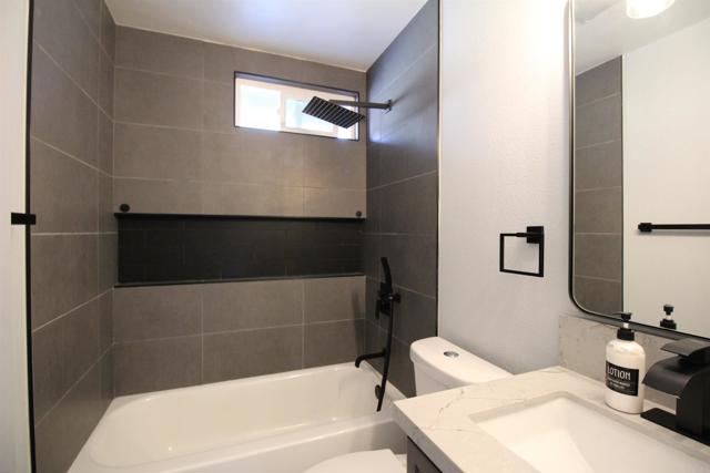 Image 11 of 16 For 3003 Manos Drive