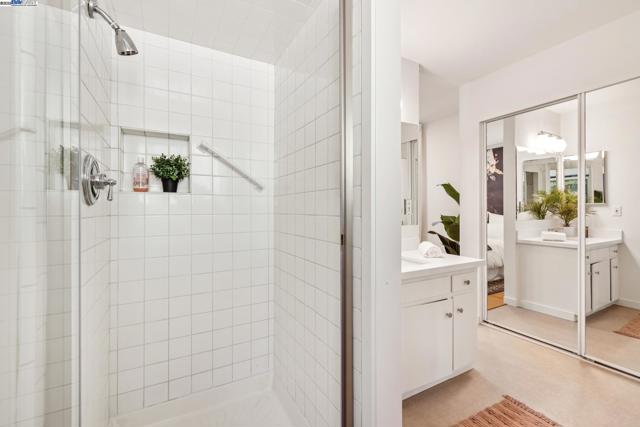 124 MARSHA PLACE, Lafayette CA: https://media.crmls.org/mediaz/35d9f53e-cdbf-434f-8f08-3cd915dc340b.jpg