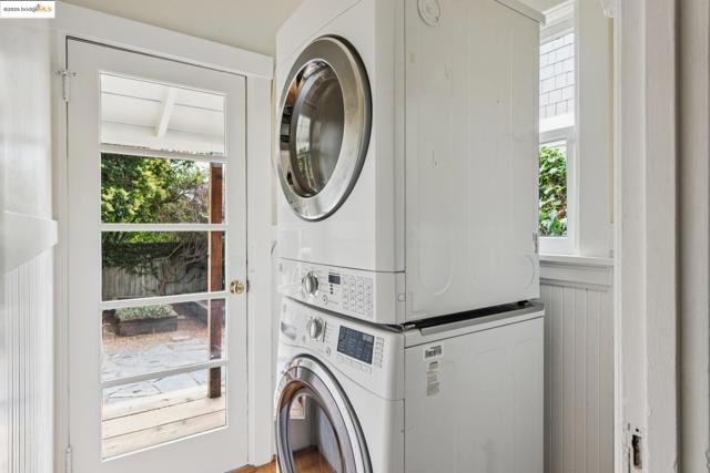 419 43rd St., Oakland CA: https://media.crmls.org/mediaz/35dafdaf-5578-41dc-a6d0-a1bf14559368.jpg