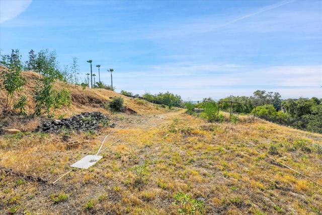 Detail Gallery Image 12 of 15 For 802 Vista Grande Road, El Cajon,  CA 92019 - 2 Beds | 1 Baths
