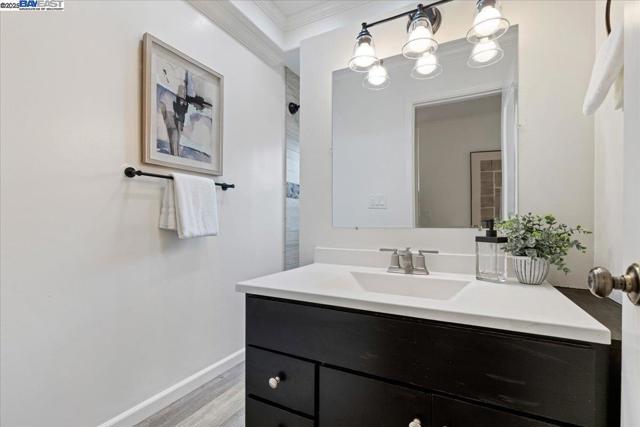 34264 Atteridge Pl, Fremont CA: https://media.crmls.org/mediaz/35dd2310-6bda-4ff8-9a3a-d3046926332d.jpg