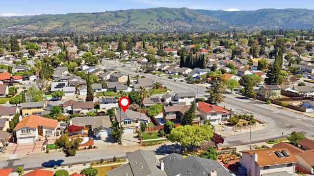 Image 52 of 58 For 1368 Goldenlake Road