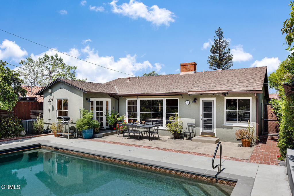 1024 E Walnut AvenueBurbank img 20