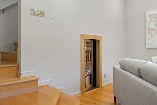 2851 San Juan Boulevard, Belmont CA: https://media.crmls.org/mediaz/35df2ea9-e247-4285-99d3-be0ec114dbe4.jpg
