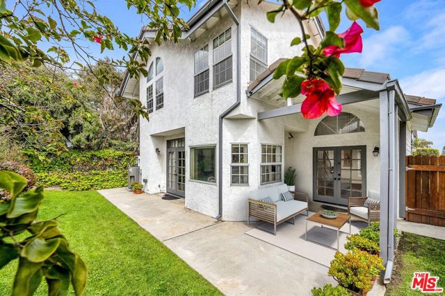 8319 Berger Avenue, Playa del Rey CA: https://media.crmls.org/mediaz/35df42c3-67b4-4741-9e41-57d31c572f4f.jpg