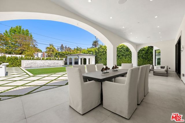 Image 9 of 42 For 722 Camden Drive