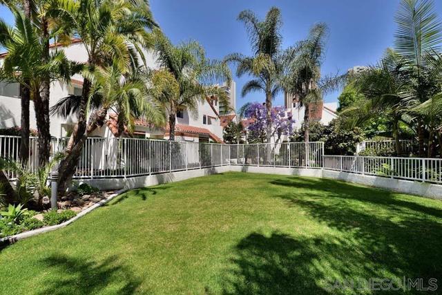 701 Kettner Blvd, San Diego CA: https://media.crmls.org/mediaz/35e1241a-5294-44f9-8a17-0fe62a44f811.jpg