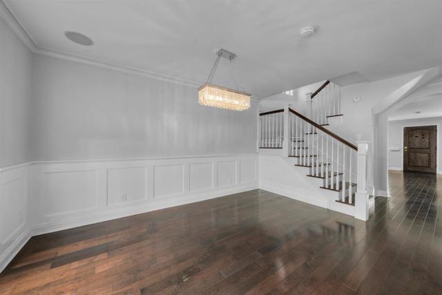 619 Beryl Street, Redondo Beach CA: https://media.crmls.org/mediaz/35e127e8-38b2-457f-81bd-ae5c62bbcb3f.jpg