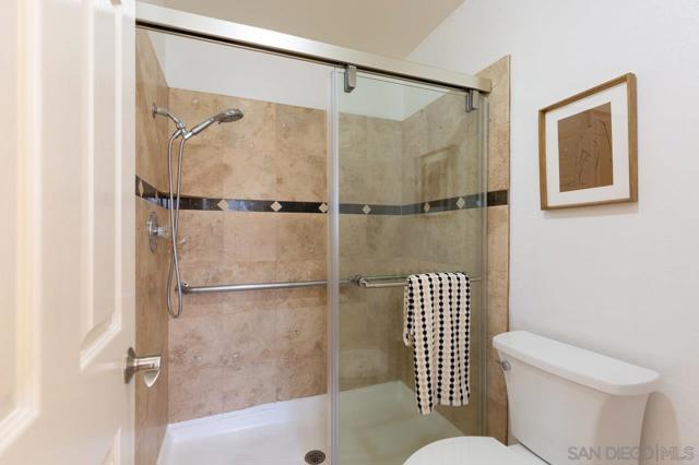 3270 W Fox Run Way, San Diego CA: https://media.crmls.org/mediaz/35e141d4-ca70-4623-b823-f7ffbc216d15.jpg