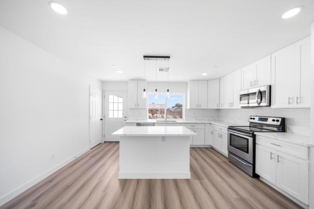 2864 Vista Avenue, Thermal CA: https://media.crmls.org/mediaz/35e142bc-24cf-4d7a-a04a-6145988804d8.jpg