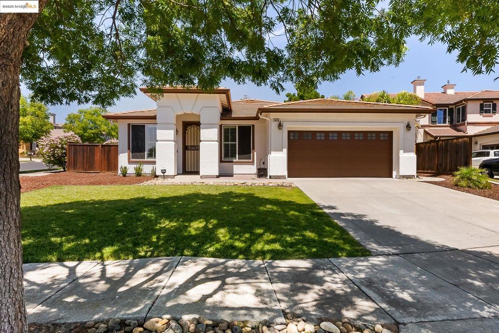 2420 Grey Hawke Ct