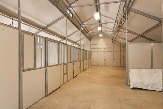 23020 Old Santa Cruz Highway, Los Gatos CA: https://media.crmls.org/mediaz/35e1fa45-0901-4bdd-a7c5-0b7fdcff7cd4.jpg