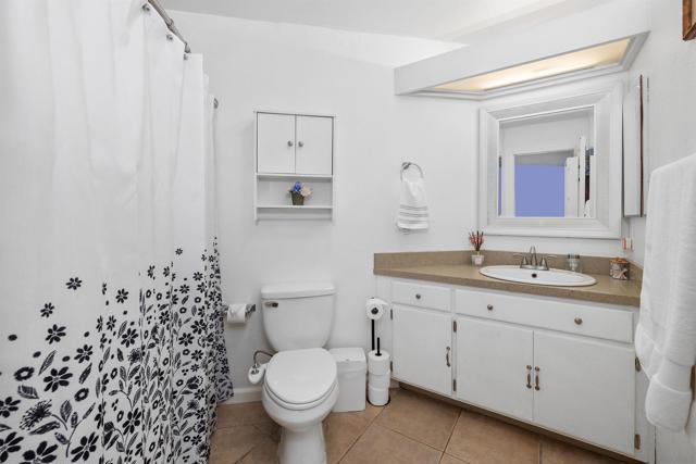 2914 Elm Tree Ct, Spring Valley CA: https://media.crmls.org/mediaz/35e20bc7-dbf4-438b-a91a-70b37a5c3c21.jpg