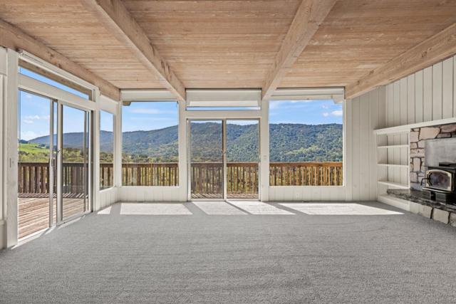 233 Vista Verde, Carmel Valley CA: https://media.crmls.org/mediaz/35e3d6af-87e9-4289-9e52-ec2ffddf159d.jpg