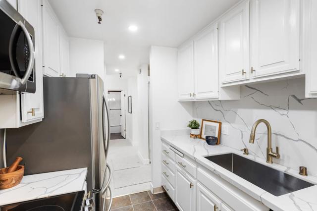 400 Ortega Avenue, Mountain View CA: https://media.crmls.org/mediaz/35e4b4a0-9d05-4d74-96b3-d55398a4b25b.jpg
