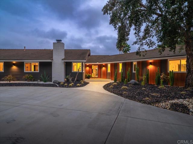 Detail Gallery Image 4 of 75 For 1901 Avowood Ct, Fallbrook,  CA 92028 - 4 Beds | 3 Baths