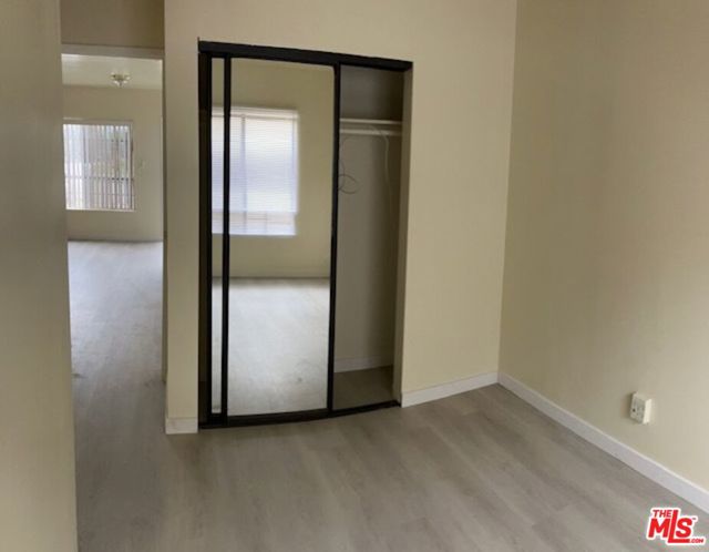 910 S Kingsley Drive, Los Angeles CA: https://media.crmls.org/mediaz/35e55e66-c293-4363-8a85-fd09bacbe078.jpg