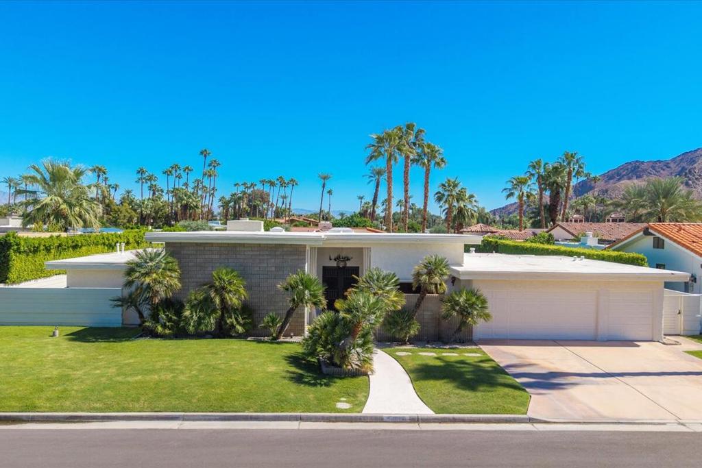 45660 Camino Del Rey