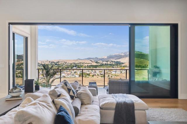 6246 Massara Street, Danville CA: https://media.crmls.org/mediaz/35e6b646-d86a-488a-b98a-20682c18ae58.jpg