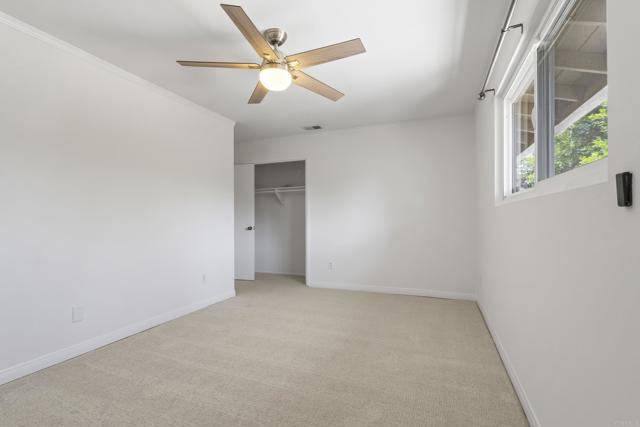 1471 Rock Springs, Escondido CA: https://media.crmls.org/mediaz/35e8484c-3d08-435c-95dc-c9e4fea481c7.jpg
