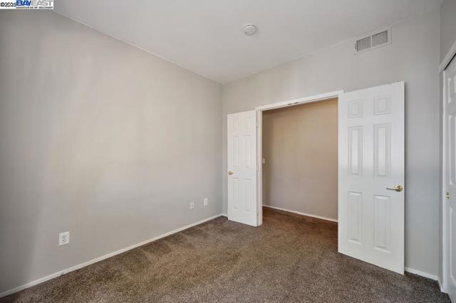 701 Gibson Dr, Roseville CA: https://media.crmls.org/mediaz/35e8948b-ec67-474d-91a5-e3245ed75a43.jpg