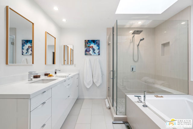 46 Princeton Drive, Rancho Mirage CA: https://media.crmls.org/mediaz/35e89d03-4a1c-4887-aa7b-a0c9a489091b.jpg