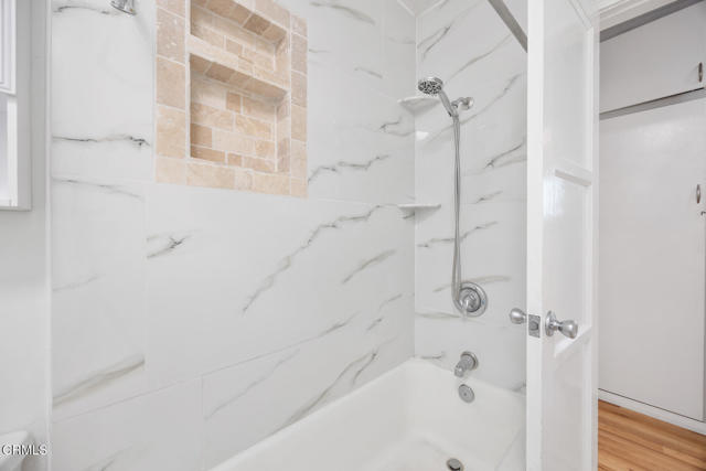 1268 Mentone Avenue, Pasadena CA: https://media.crmls.org/mediaz/35ea4567-bb1b-453b-9de0-6a6d3551f7d7.jpg