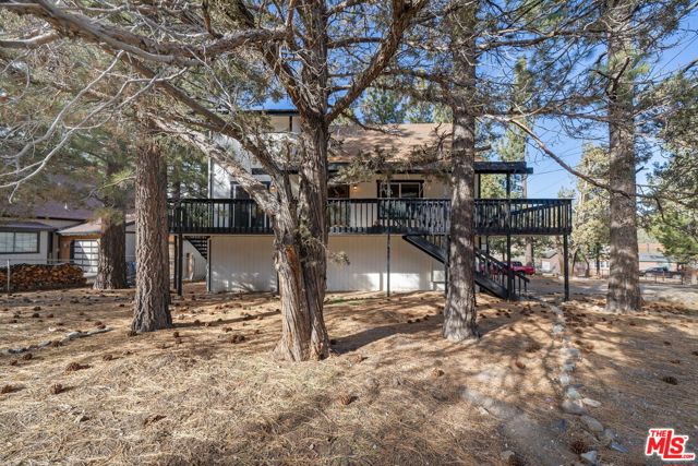 1037 H Lane, Big Bear City CA: https://media.crmls.org/mediaz/35ea48d7-8f87-4adf-b02c-b24865b578c0.jpg