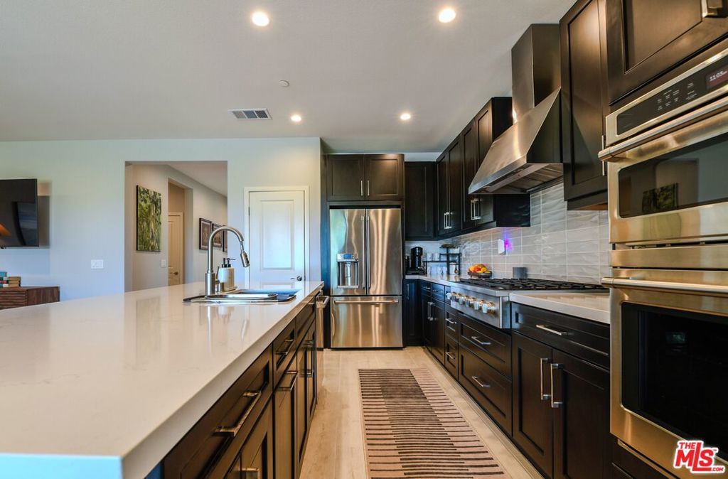 MLS #25594495 image #15