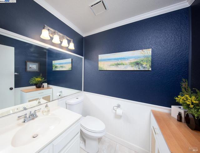 243 Northwood Commons, Livermore CA: https://media.crmls.org/mediaz/35ebe3ad-22f9-47c3-8c40-281790ff0fb5.jpg