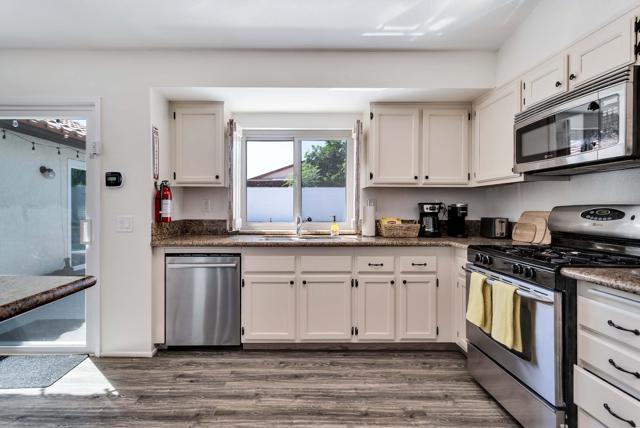 45603 Sutter Creek Road, Indio CA: https://media.crmls.org/mediaz/35ecc882-5519-45e9-8b84-62bbc488818b.jpg