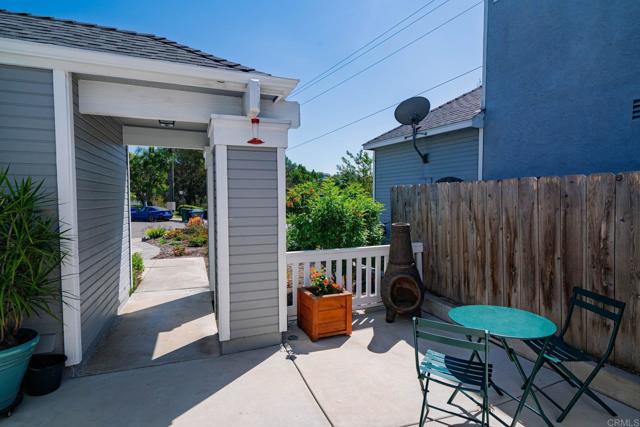 Detail Gallery Image 5 of 42 For 1855 Corte Segundo, Oceanside,  CA 92056 - 3 Beds | 2 Baths