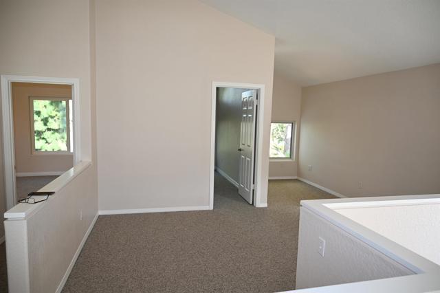 Detail Gallery Image 10 of 15 For 6706 Xana Way, Carlsbad,  CA 92009 - 4 Beds | 2/1 Baths