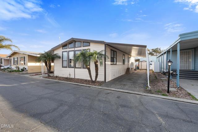 106 Arrowhead Circle, Oxnard CA: https://media.crmls.org/mediaz/35edd796-3224-4e98-b2b8-4282261dd486.jpg