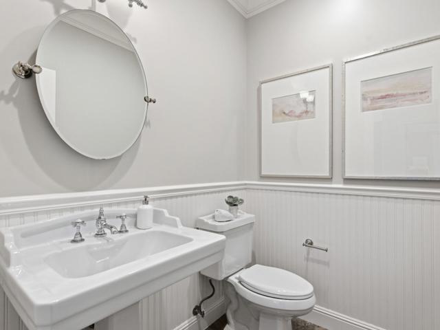 Image 25 of 55 For 345 Vine Street