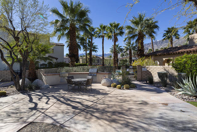 1370 Yermo Drive S, Palm Springs, CA 92262
